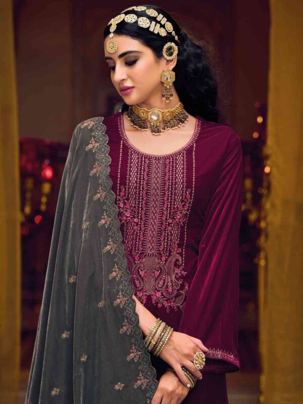 Elegant Contrast Resham Thread Work With Jari & Cut Work - Image 4